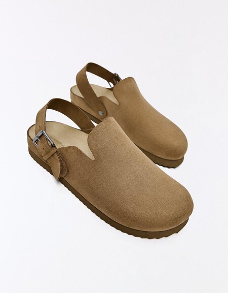 Ni Chanclas Ni Zapatillas El Calzado Viral Que Llevan Los Hombres Mas Relajados Por Las Calles Son Los Zuecos De Bershka Que Van Con Cualquier Look