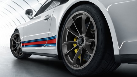 Porsche 911 Martini 1
