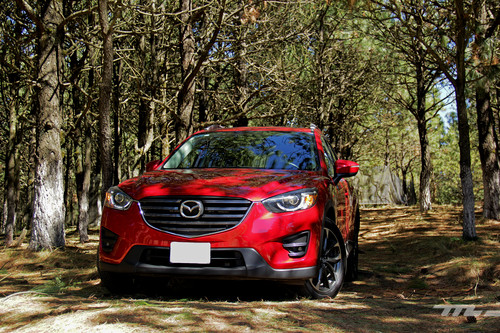 Probamos la Mazda CX-5, un SUV familiar que entiende que sí nos gusta manejar