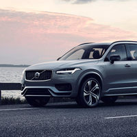 El Volvo XC90 se pone al día, más eficiente, más seguro y conectado