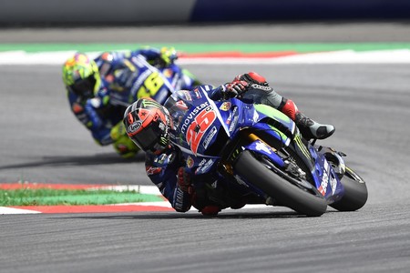 El desastre de Viñales y Rossi en Austria, ¿culpa de Yamaha o de Michelin?