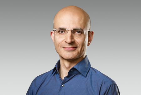 Apple nombra a Sabih Khan como nuevo vicepresidente senior de operaciones