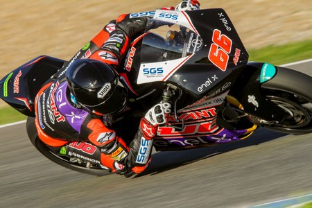 Niki Tuuli se lleva la primera E-Pole de la historia en la inauguración de la Copa del Mundo de MotoE