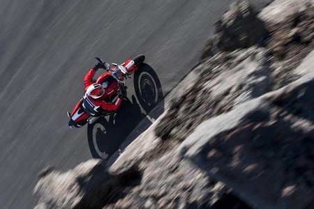 Ducati Monster 1100 EVO