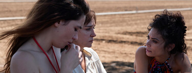 'La vida fuera' es un biopic brillante en su celebración de la amistad femenina y la libertad. Sin embargo, su narrativa es un desbarajuste con más ganas que resultados