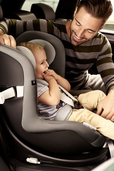 En Amazon tenemos hoy muy rebajada la silla Cybex Sirona M2: por 287,32 euros y envío gratis