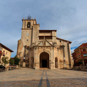 Amurallado, medieval y toda una sorpresa en Álava: el pueblo donde, además, presumen de pasado prehistórico y hayedos 