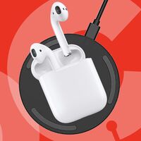 Chollazo: los AirPods con carga inalámbrica cuestan sólo 139 euros en el outlet de MediaMarkt en eBay
