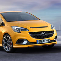 El Opel Corsa GSi se viste de matón para ir al acecho del Ibiza FR