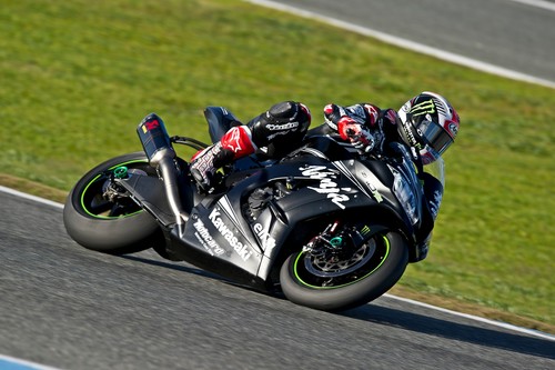 Jonathan Rea avisa con el mejor tiempo de la pretemporada, Marco Melandri segundo 