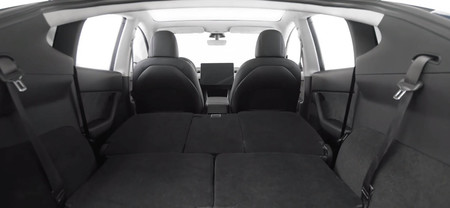 Tesla Model Y maletero
