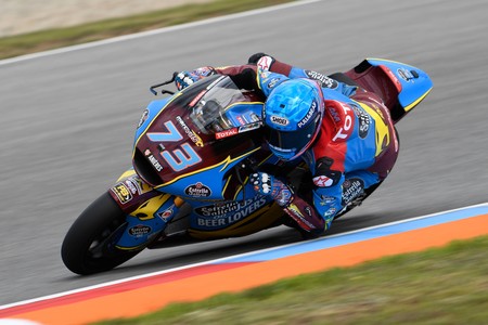 Álex Márquez arrasa en Brno y se lleva la pole position de Moto2 con dos segundos de ventaja