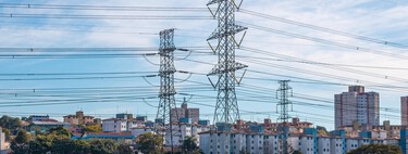 Cambia la tarifa regulada PVPC: así afectará la nueva factura de la luz a uno de cada tres hogares españoles