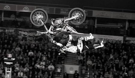 José Miralles vence en Riga y se coloca líder provisional del Campeonato del Mundo de Freestyle