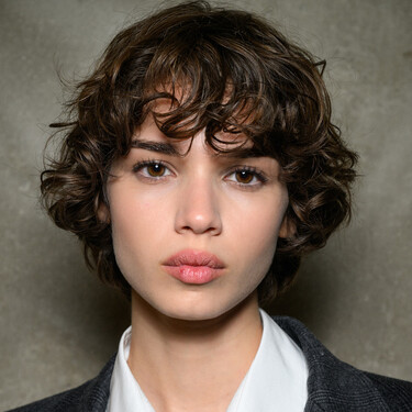 Las seis tendencias de pelo corto que están arrasando este verano 2025