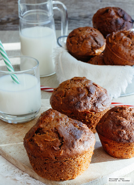 Muffins de chocolate y hojuelas de maíz. Receta de postre