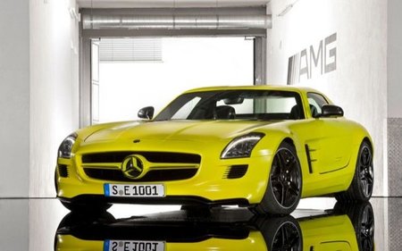Mercedes SLS AMG E-Cell