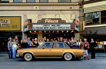 El día que General Motors se atrevió a venderle coches al enemigo. La historia de los 12.500 taxis para Saddam Hussein