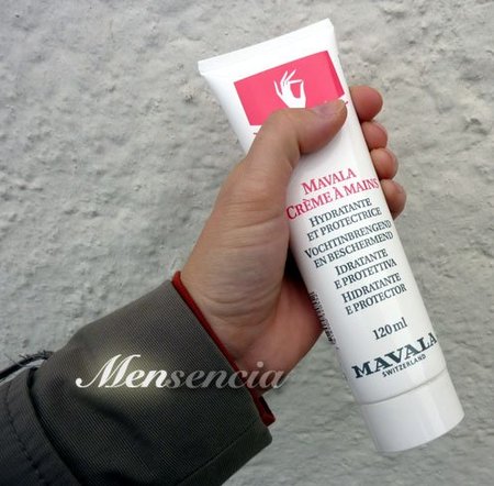 La Crema de manos Mavala es ligera y no-grasa, como os gusta a los hombres