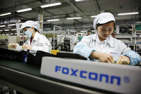 Ya hay acuerdo: Foxconn comprará Sharp a finales de febrero
