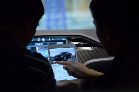 Un Tesla Model S ha sido hackeado por un equipo universitario chino