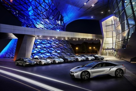 Se entregan los primeros BMW i8, ceremonia incluida