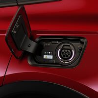 Europa está estudiando cómo acabar con los absurdos consumos declarados de los coches híbridos enchufables