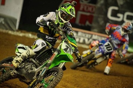 Ryan Villopoto remonta desde la novena posición y se hace con la victoria en Phoenix