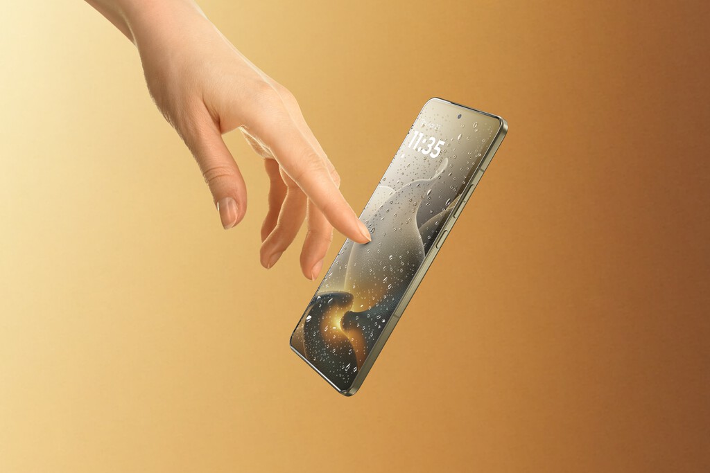 Motorola ha encontrado la receta para competir con Samsung, Oppo y Xiaomi en la gama ultra-premium. La duda es si llega a tiempo