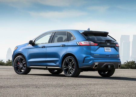 Video: ¡Háganse a un lado Fiesta y Focus! El Ford Edge ST se mide contra sus hermanos