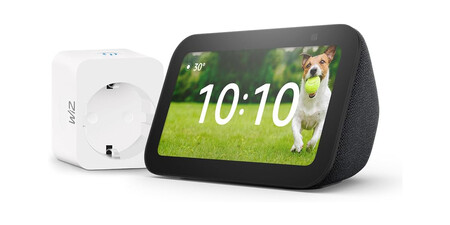 Echo Show 5 + enchufe inteligente WiZ
