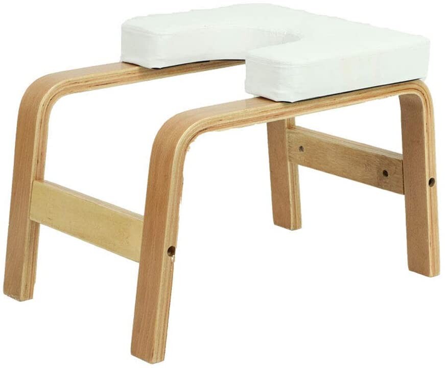 Así te ayuda una silla de inversión de Yoga a practicar las posturas