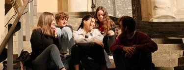 De 4.000 euros en la pública a 14.000 euros en la privada: cada vez más familias se endeudan para estudiar en la universidad en España 