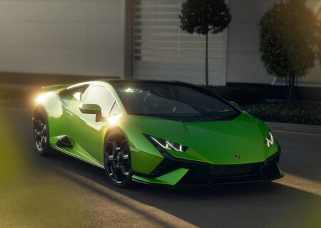 Lamborghini Huracan Tecnica 9