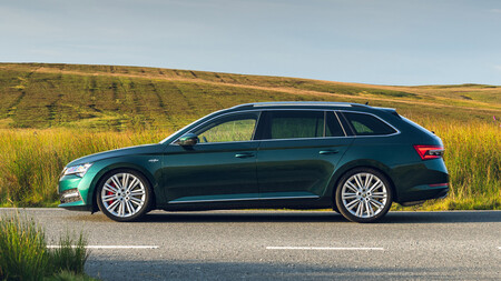 Skoda Superb Sleeper Edition 10