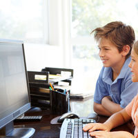 Tiempo de pantallas cuando la educación es virtual: cómo hacer un uso seguro y responsable