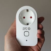 Pensamos que los enchufes inteligentes sirven para todo, pero hay aparatos que es mejor no enchufar nunca