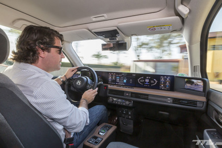 Honda e Prueba Contacto 14