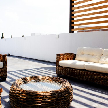 Lidl tiene la carpa de verano perfecta para la terraza, el jardín, la playa o el camping: es plegable, en dos colores y con un precio increíble 