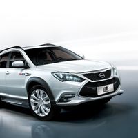 China lidera con 350.000 coches eléctricos enchufables matriculados en 2016