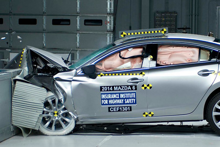 El nuevo Mazda6 ya es uno de lo coches más seguros de EEUU: ha conseguido la máxima puntuación en seguridad