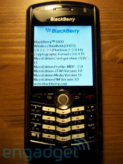Blackberry 8100, primeros datos