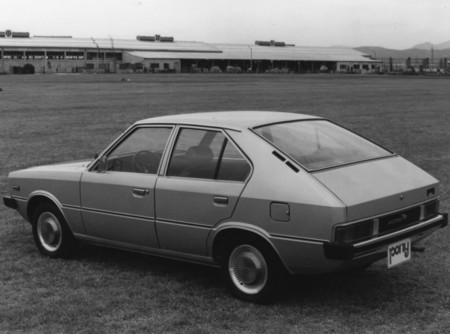 Hyundai Pony 1