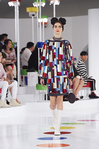 Foto de Chanel Crucero 2016 (12/30)