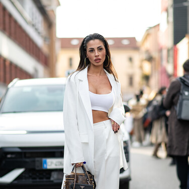 Mango vende los pantalones que mejor sientan y sirven tanto ahora como en otoño por menos de 30 euros 