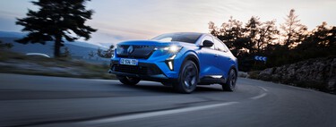 Probamos el Renault Rafale HEV de 200 CV y el PHEV de 300 CV: dos SUV híbridos de altos vuelos que enamoran en carretera y destacan por su eficiencia
