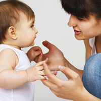 Siete errores comunes que no ayudan a tu hijo a hablar