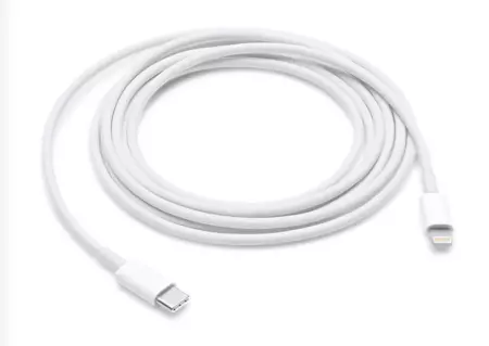 USB Cライトニングケーブル