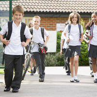 Así están volviendo al colegio en algunos países de nuestro entorno: ¿qué ocurrirá en España?