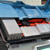 Científicos chinos dan con la clave para solucionar el peor problema de los coches eléctricos: pastillas efervescentes 